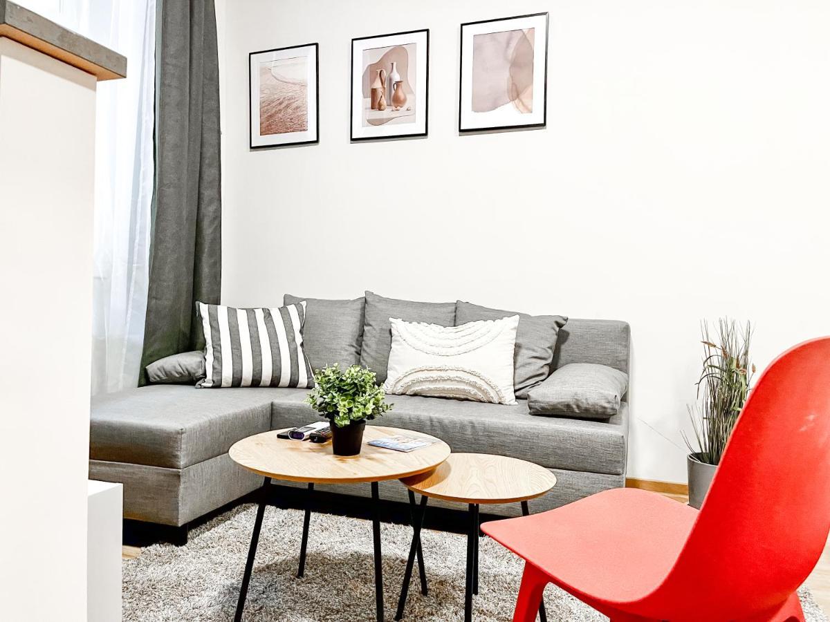 T32 Central Modern Suites Budapest Extérieur photo